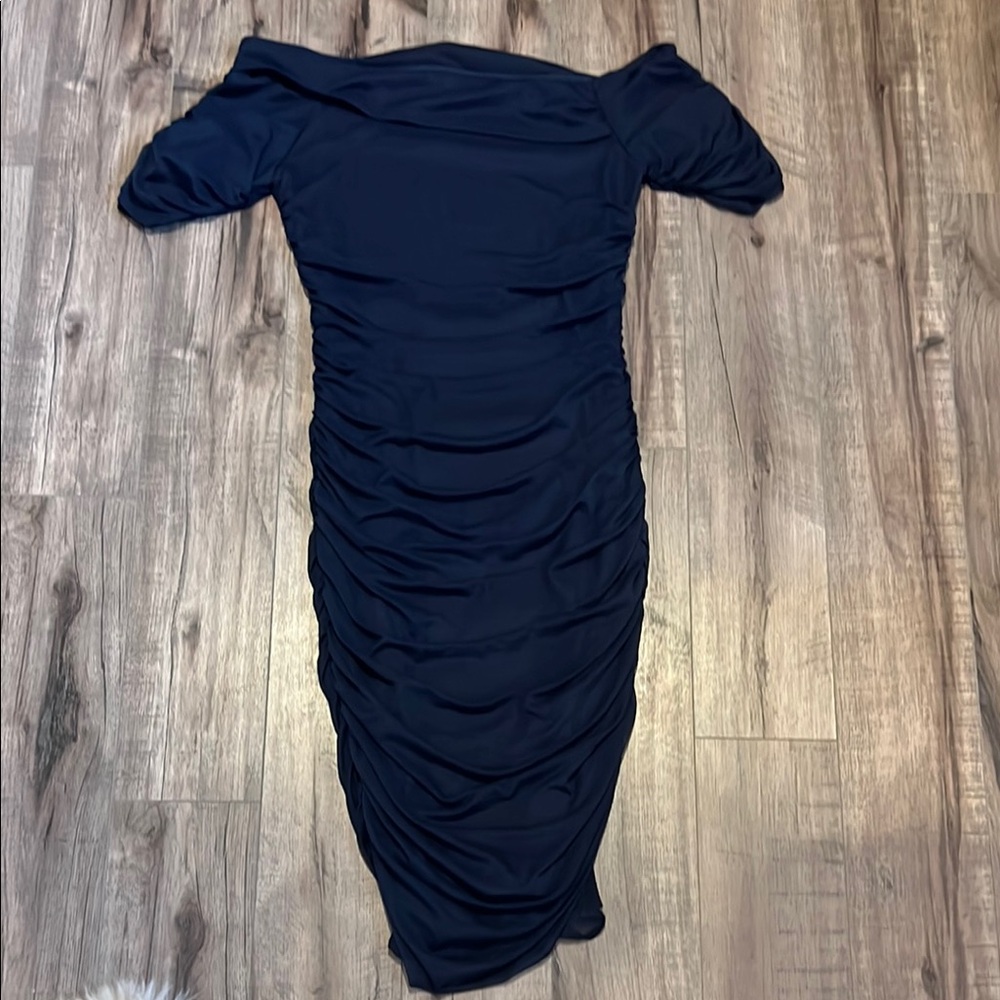 VENUS Blue Ruched Off-Shoulder Bodycon Midi Dress